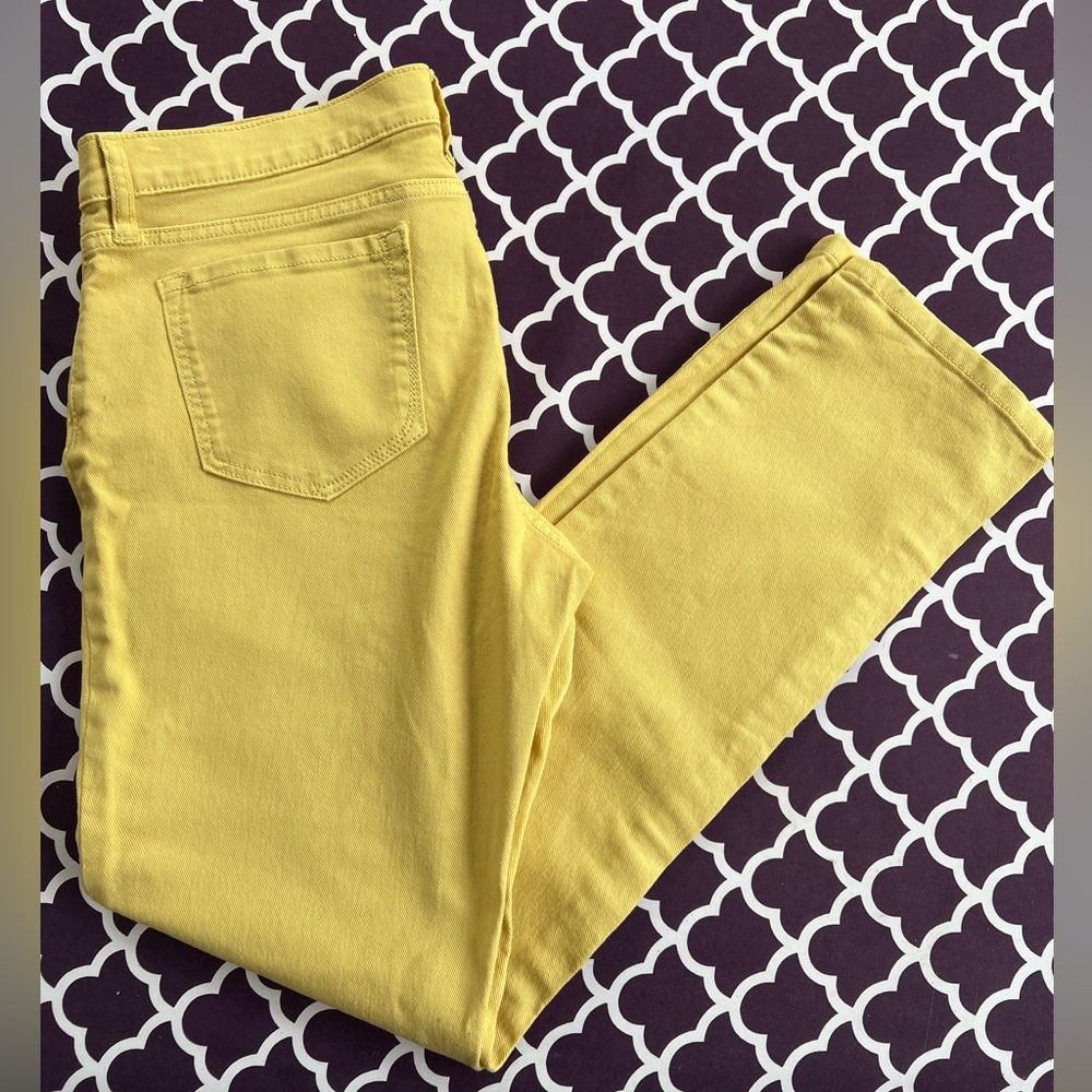 Banana Republic pale light Yellow Skinny Fit Jeans NWOT -tag fell off